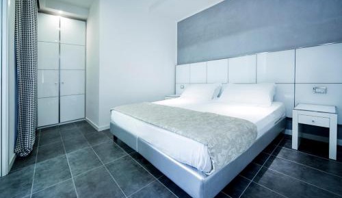 Junior Suite with Balcony (2 Adults)