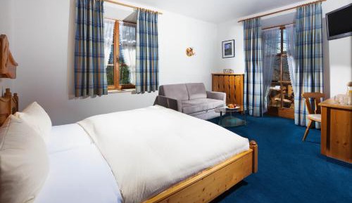 Double Room with Mountain View