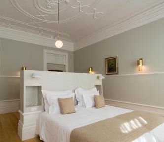 Suite with City View