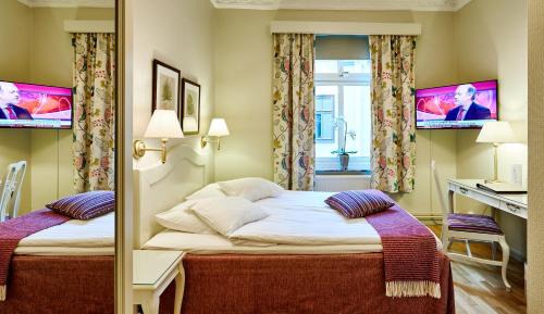 Superior Single Room