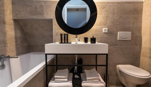 Three-Bedroom Duplex La Perle