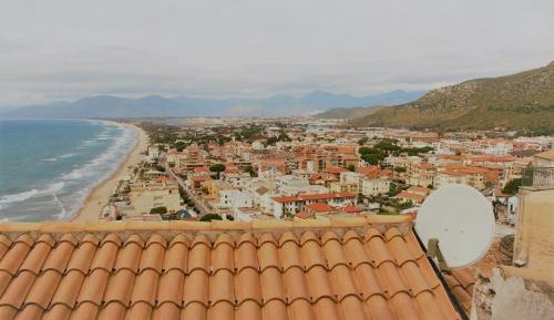 Studio Apartment with Sea View