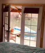 Vancouver Boat Rental | Floating Home on the Columbia