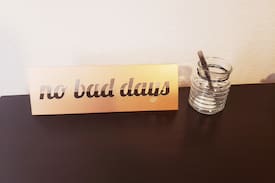 Forest Hill House | ❤️Prosperity room , 40" HD, Disn+, Netflix, Coffee