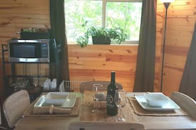 Monticello Cabin | Debbie's Little Cozy Cabana Located Lake Freeman