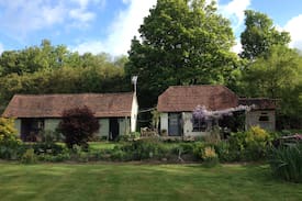 Frant Cabin | Charming Deer Cottage Tunbridge Wells