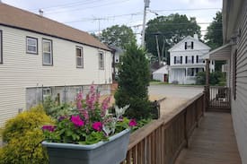 East Brookfield Apartment | Waterfront Escape on Lake Lashaway