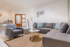 Franschhoek Apartment | ~Village Artisan Apartment~