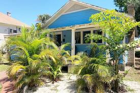 Arcadia Historic District House | Historic Downtown Arcadia Bungalow in Arcadia, Fl