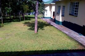 Mazvikadei Resort | Daisy executive lodge - Mazvikadei