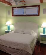 Lincolnville House | Shotgun Cottage 4 Blocks From Downtown's Core