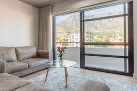 Cape Town City Centre Apartment | 28 Scott Street, Gardens
