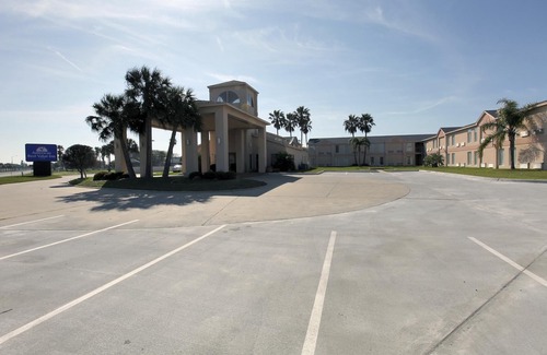 Rockport Hotel | Days Inn by Wyndham Rockport Texas