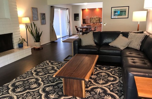Chico House | Spacious Retreat with 2 King Suites 1500 sqft