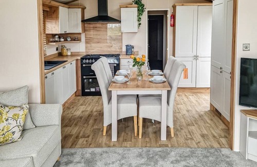 Colchester House | 2 bedroom accommodation in Brightlingsea