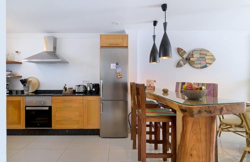 Punta Mujeres Apartment | Ocean Pebbles, The Sound of the Sea