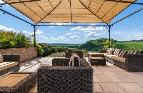 Peccioli House | LUXURY COTTAGE IN TUSCAN ESTATE - POOL - NEXT TO A GOLF COURSE! (MORAIOLO)
