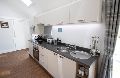 Annan Cabin | 2 bedroom accommodation in Annan