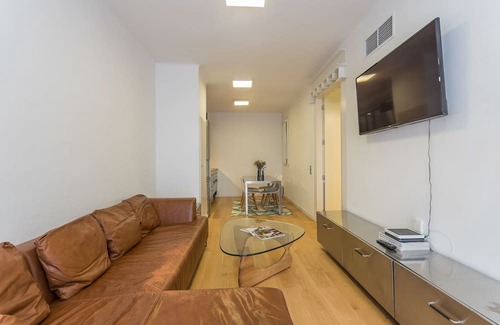 El Putget i Farro Apartment | My Space Barcelona 2-bedroom apartment in an upper area for temporary rentals
