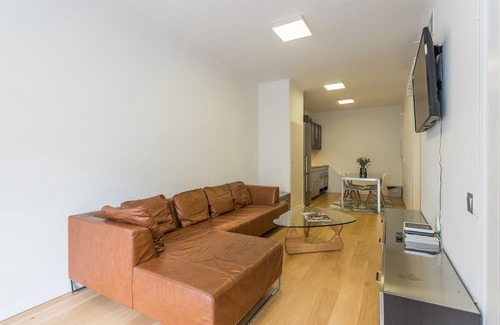 El Putget i Farro Apartment | My Space Barcelona 2-bedroom apartment in an upper area for temporary rentals