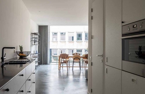 Stalingrad Apartment | Stunning 2BR designed app centre of Brussels