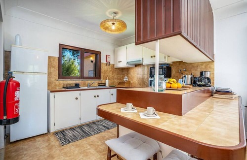 Funchal Villa | Countryside Villa "Green Paradise" with Shared Pool, Shared Garden & Wi-Fi