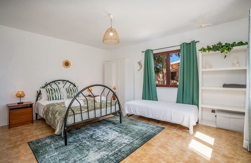 Funchal Villa | Countryside Villa "Green Paradise" with Shared Pool, Shared Garden & Wi-Fi