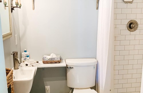 Gills Rock Cottage | Waterfront 1 bedroom and loft cottage with small private pier on Garrett Bay