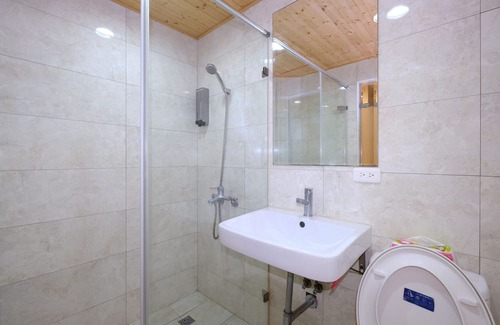 Kaohsiung City Centre House | 85 Asia Hotel