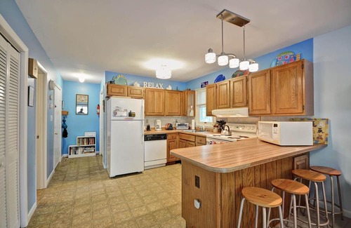Bethany Beach Cottage | Cozy 3 bedroom 2 bath beach house with private setting! Pool, Trolley, Wifi, Beach Town!