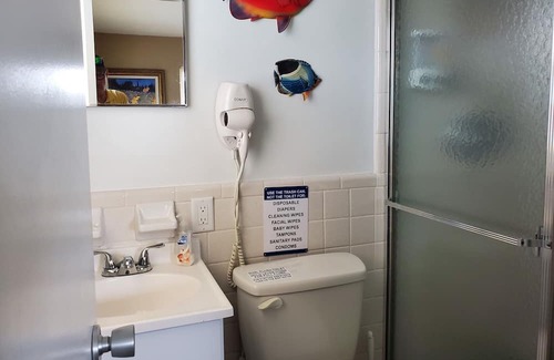 Yacht Club House | Twin House shared Volleyball pool 3 King bedrooms, 2 sofa sleepes 8