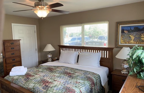 Yacht Club House | Twin House shared Volleyball pool 3 King bedrooms, 2 sofa sleepes 8