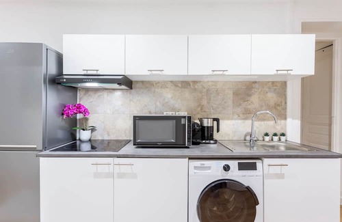 Quartier Saint-Georges Apartment | Merveil Family Suite - Cardinal Mercier