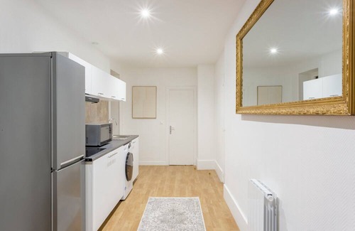 Quartier Saint-Georges Apartment | Merveil Family Suite - Cardinal Mercier