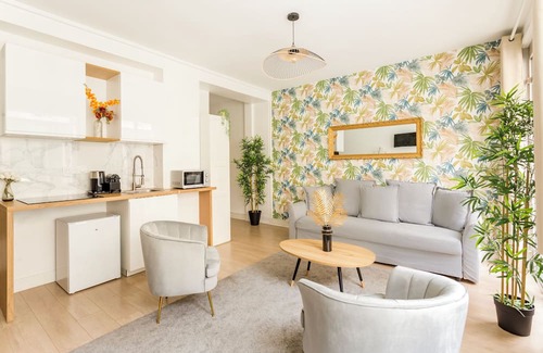 Quartier du Mail Apartment | Merveil Family Suite - Aboukir VIII