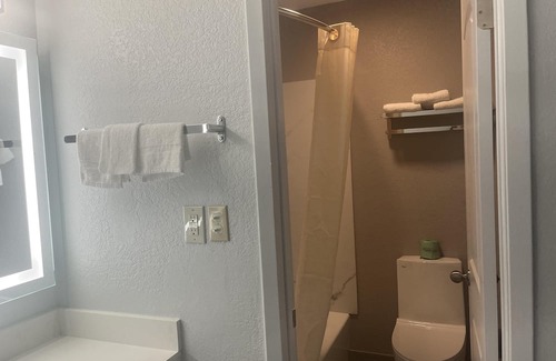 McComb Hotel | Motel 6 – Mccomb, Ms