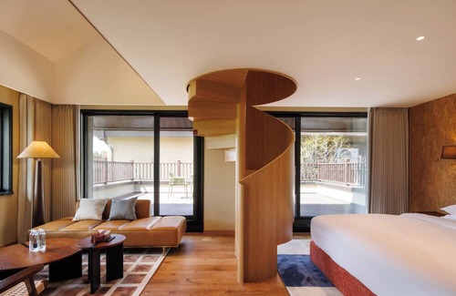 Changbai Mountain North Slope Hotel | Changbai Mountain Lanpu Design Hotel