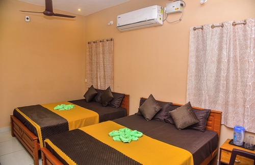 Thirukadaiyur Hotel | Temple View Residency
