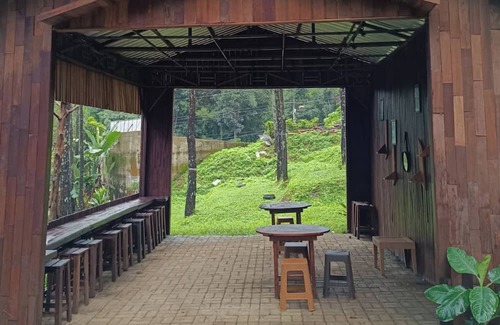 Pacet House | Alas Pacet by TwoSpaces Mojokerto