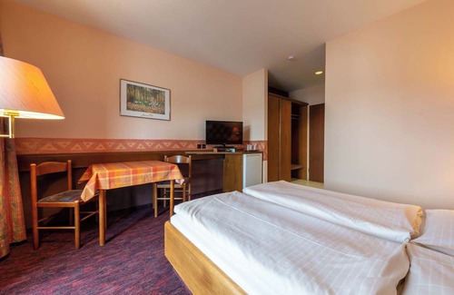 Korntal-Munchigan Bed & Breakfast | enjoyHotel garni Korntal Stuttgart