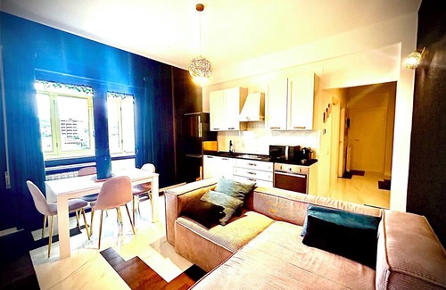 Catanzaro Apartment | Charming 2-bedroom apartment with WiFi, AC in marvelous Calabria