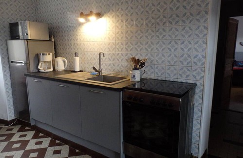 Arnouville-les-Mantes Cottage | Gite Arnouville-lès-Mantes, 3 bedrooms, 4 persons