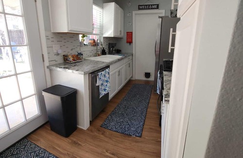 Live Oak House | A charming house well located close to the Airport, Military Bases, Sea World
