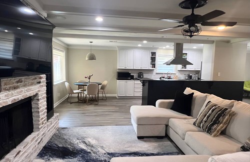 Metairie House | 3bd 2bath house in Metairie - 15 minute drive to Superdome and Bourbon Street