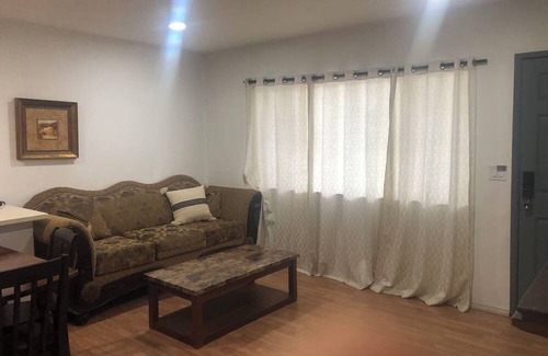 Ontario House | Charming house with AC and WiFi in lovely Ontario