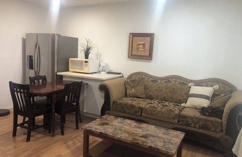 Ontario House | Charming house with AC and WiFi in lovely Ontario
