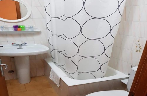 Luarca House | Room-welcoming Double Room With Private