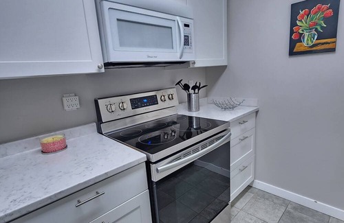 Hope Condo | Affordable Stay