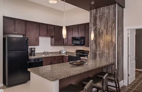 Park City Condo | Cozy 2-bedroom condo with WiFi, AC in fabulous Park City