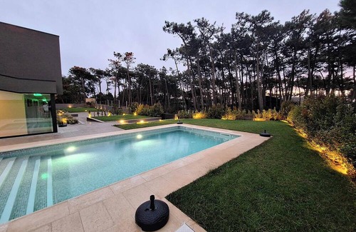 Ofir House | Charming two bedroom family friendly Villa next to the beach with exterior pool